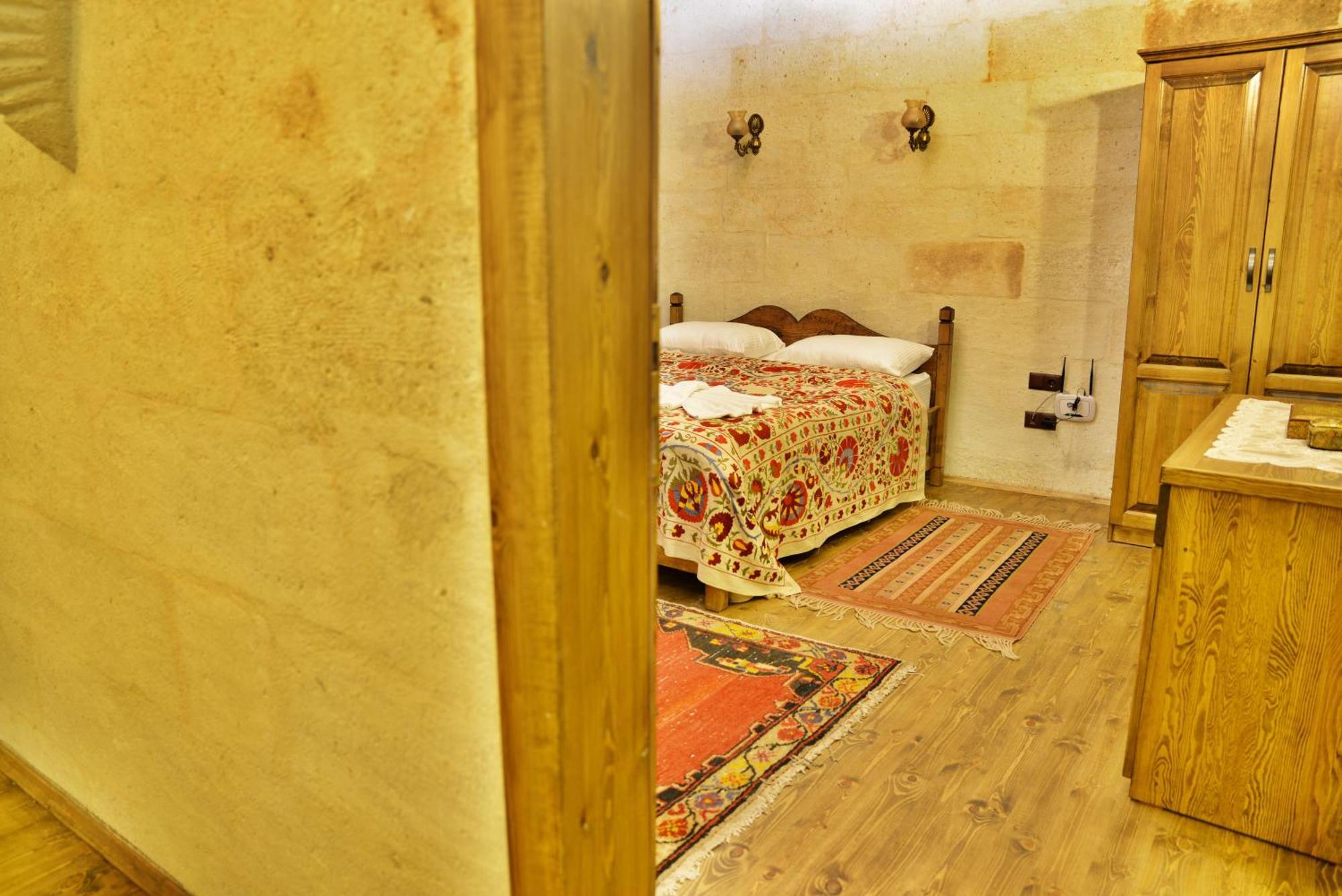 Uerguep Inn Cave Hotel Room photo